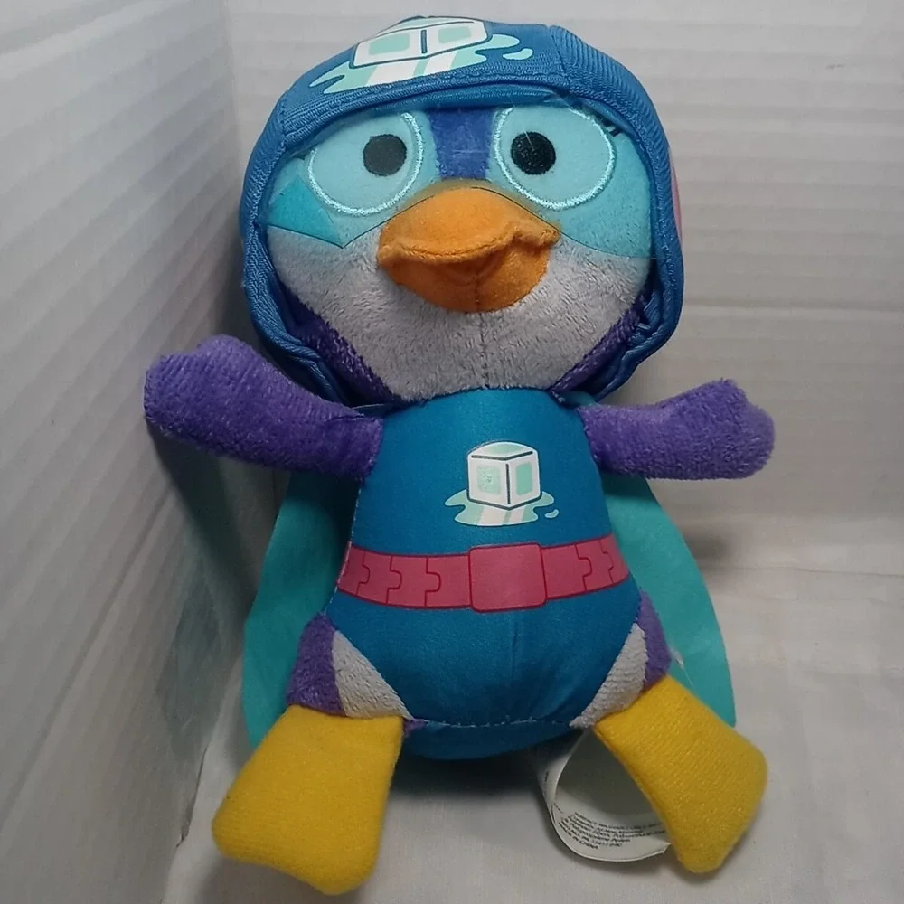 Disney Jr Muppet Babies Summer Penguin Plush Captain‎ Ice Cube 7